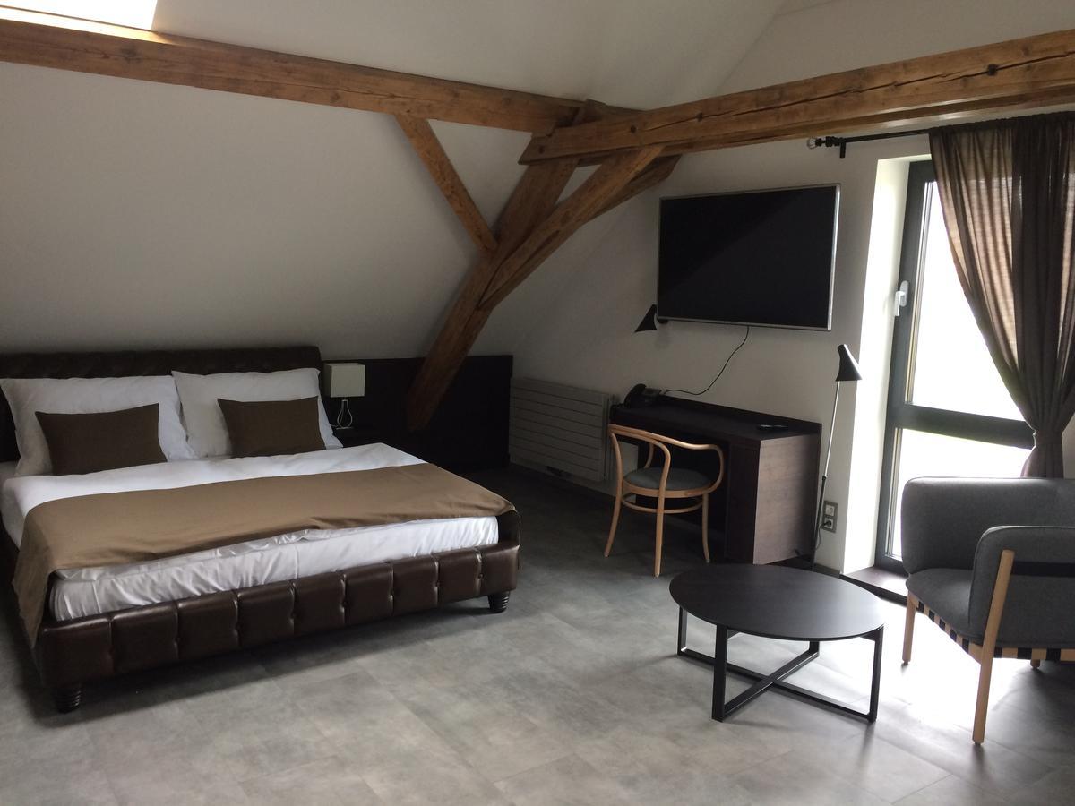 Hotel Panstvi Dlouha Lhota ภายนอก รูปภาพ