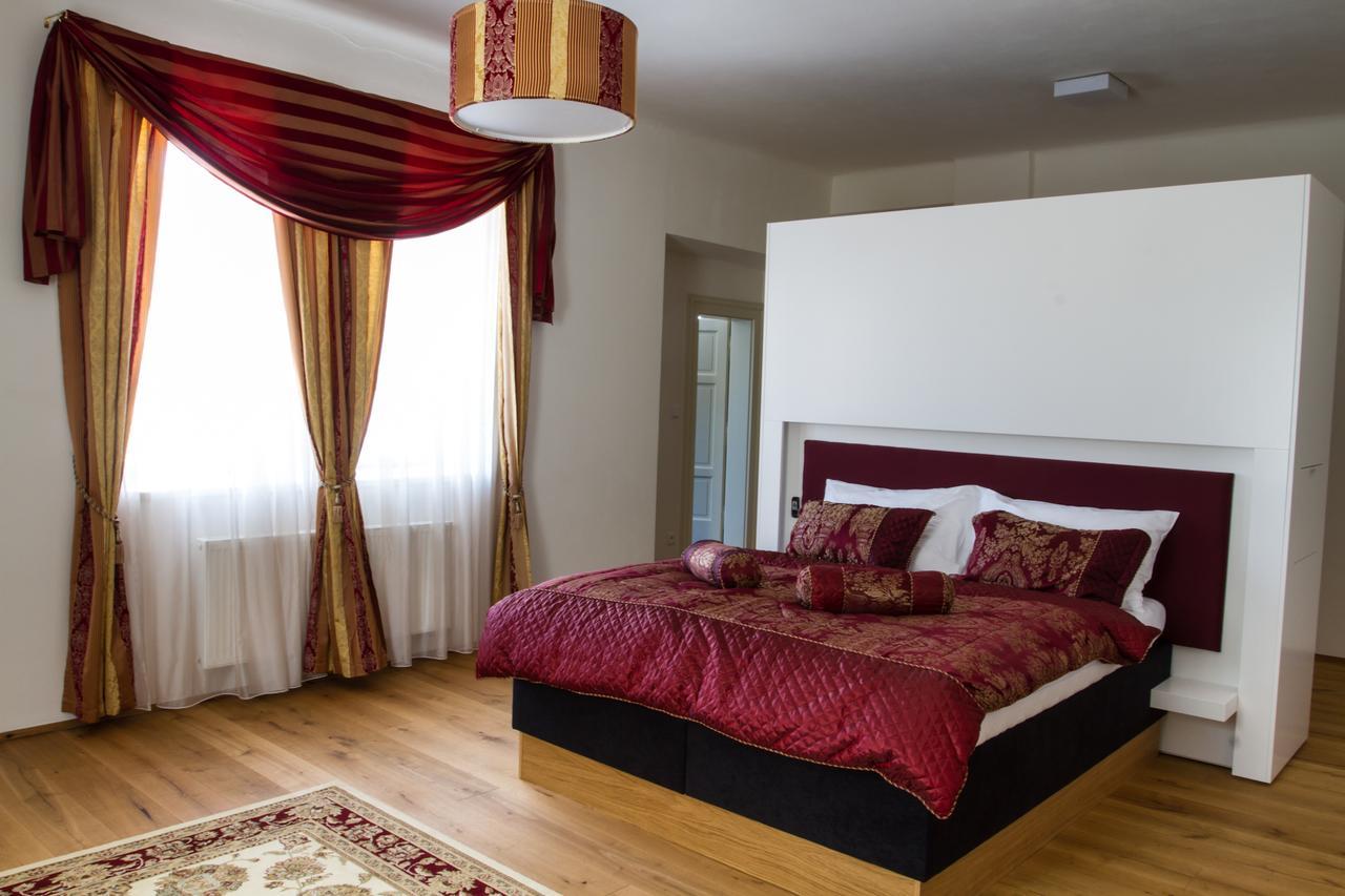 Hotel Panstvi Dlouha Lhota ภายนอก รูปภาพ